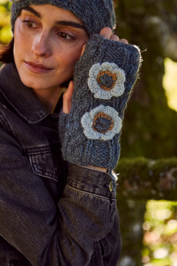 Teal handwarmers wool wildwood cornwall